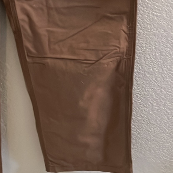 Carhartt Men Khaki Chino Brown Pants - Picture 3 of 9